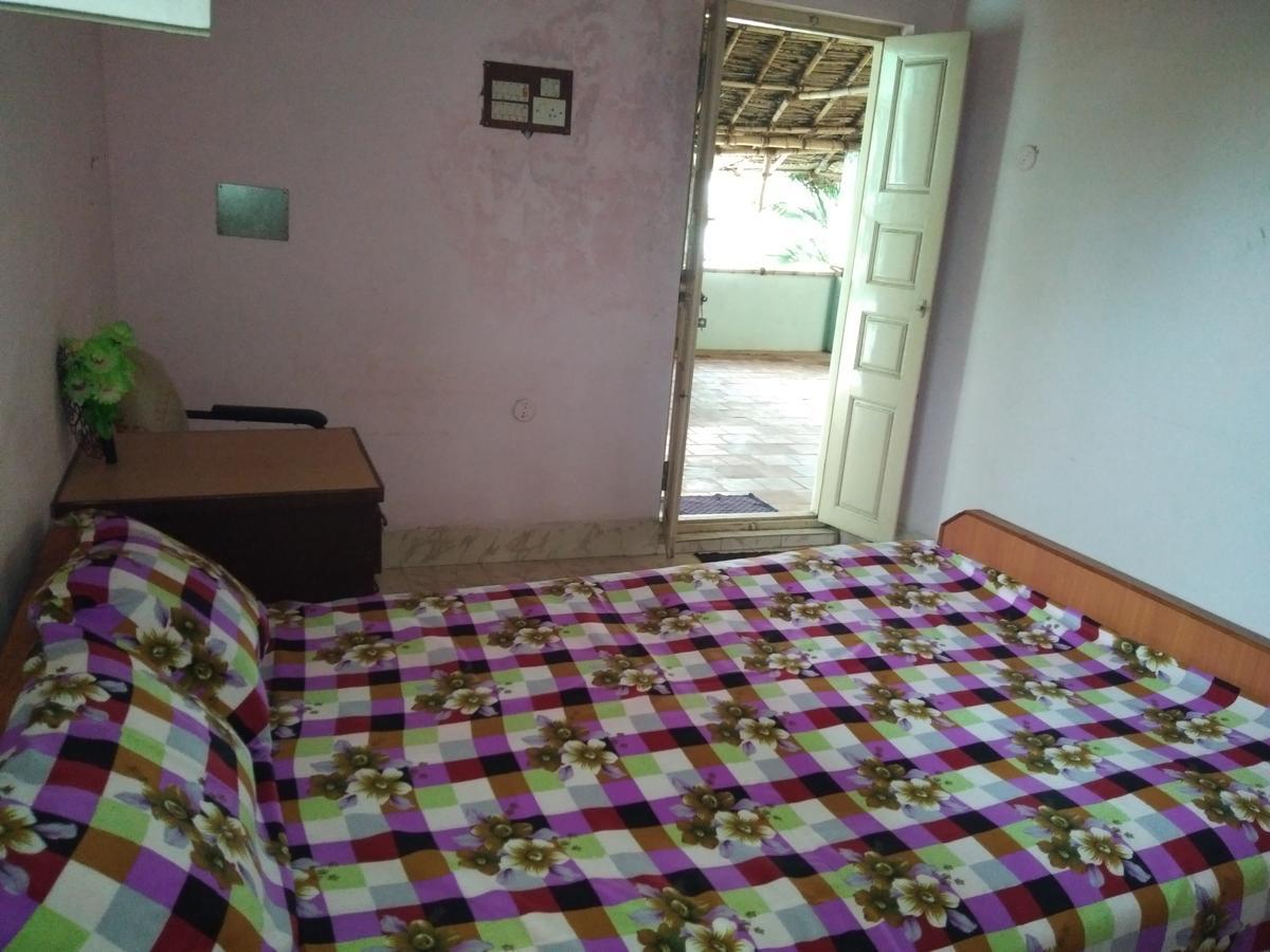 Anbu Ramana Guest House Tiruvannāmalai Exterior foto